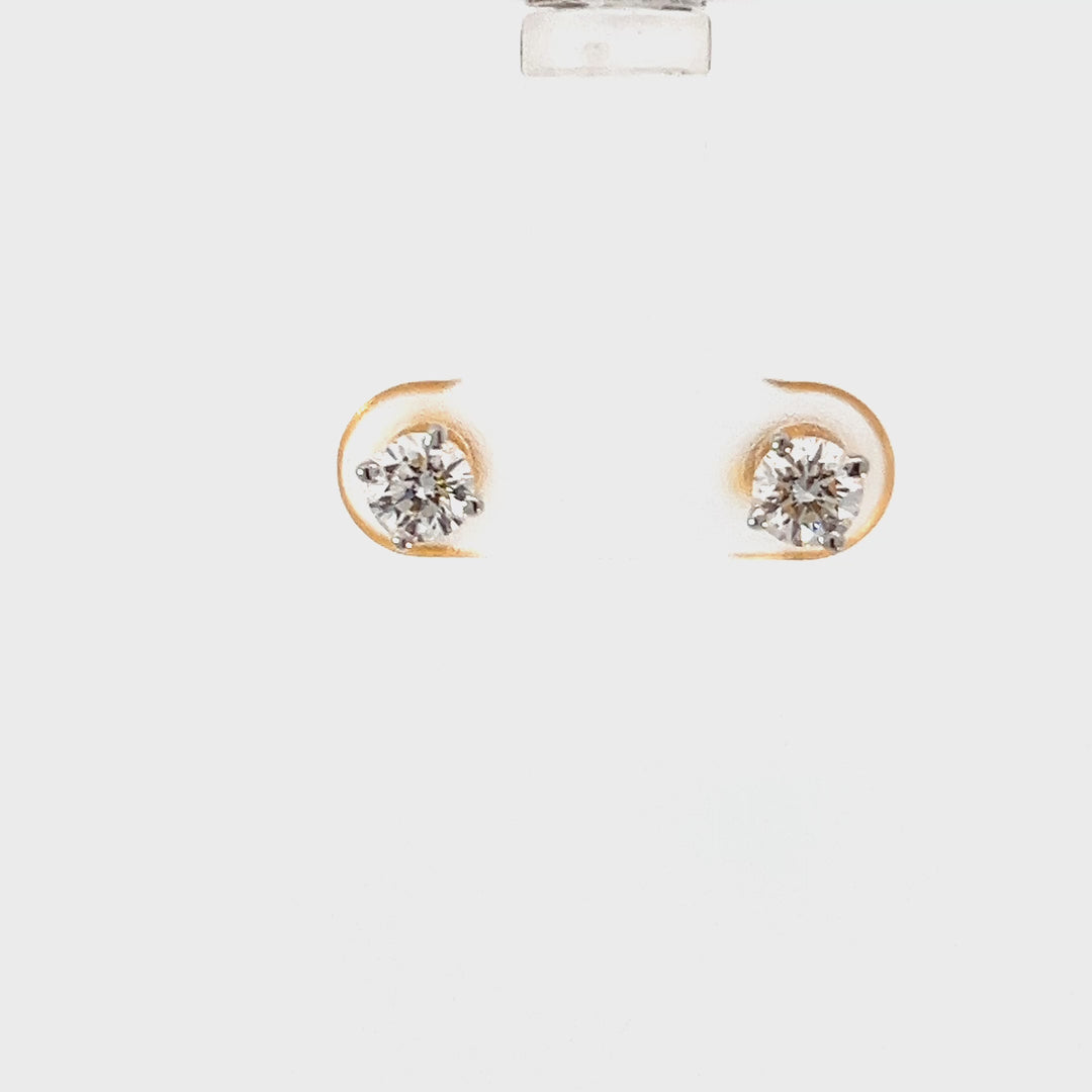 DIAMOND EARRING