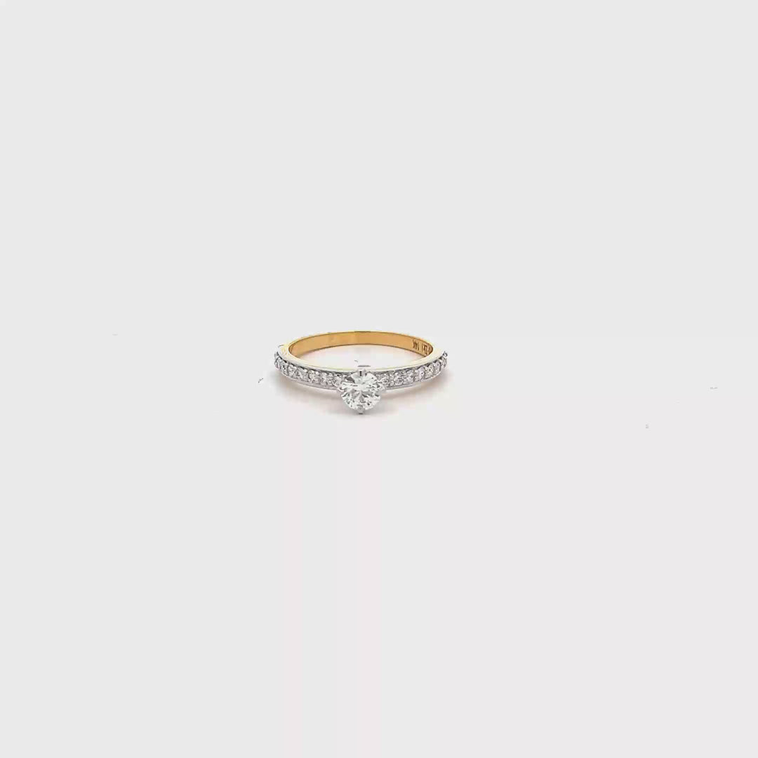DIAMOND RING