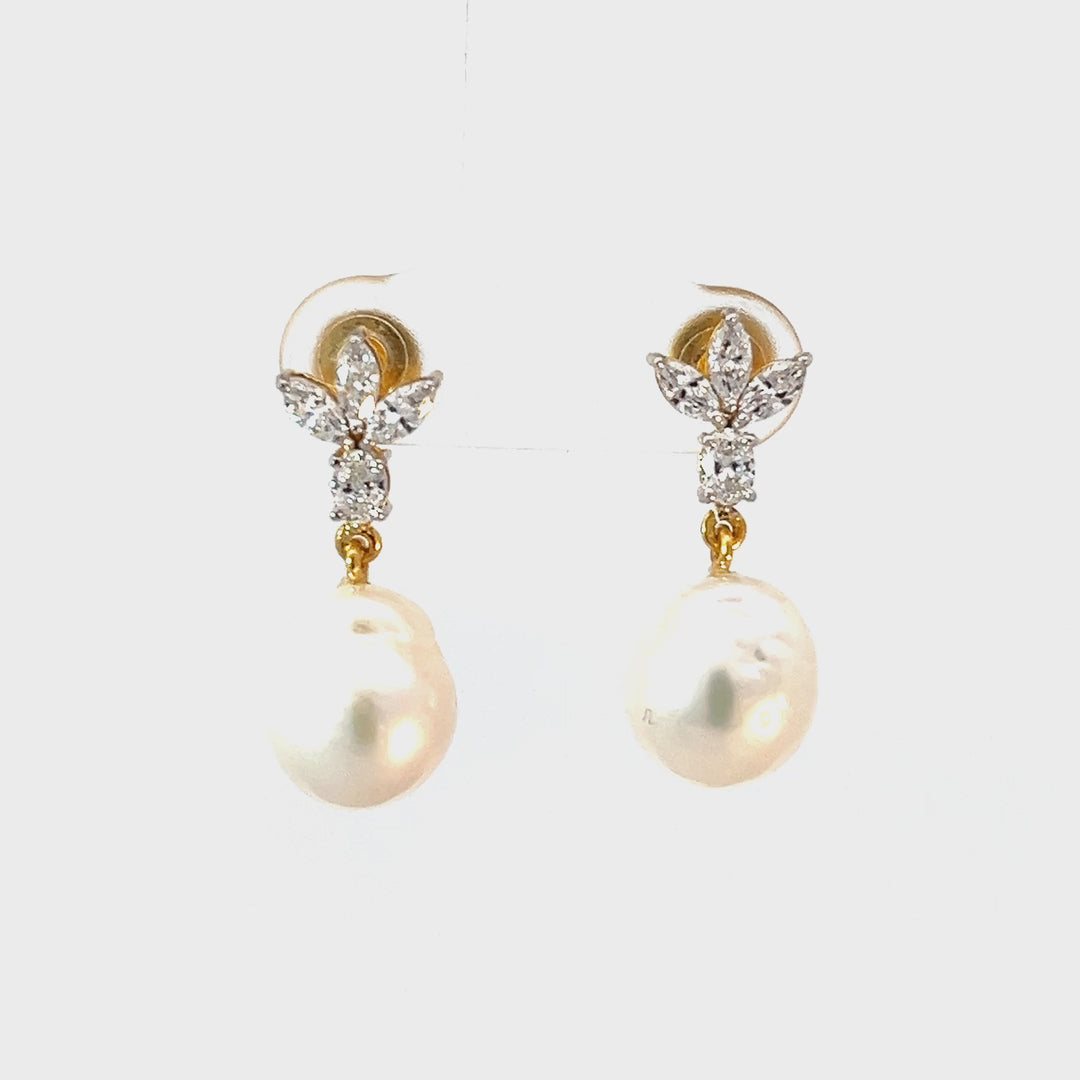 DIAMOND EARRING