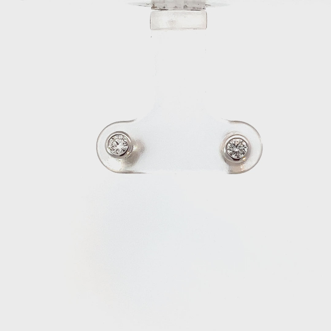 DIAMOND EARRING