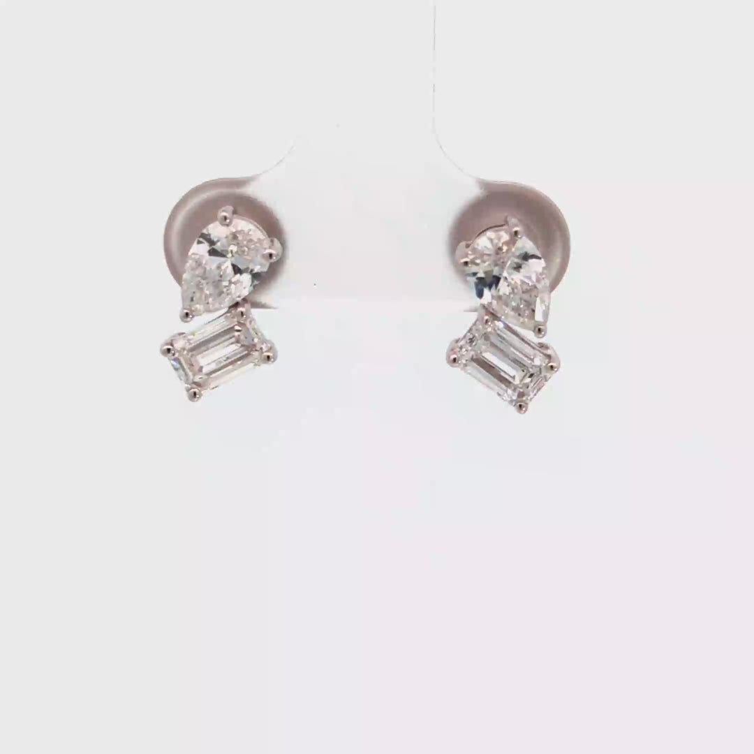 DIAMOND EARRING