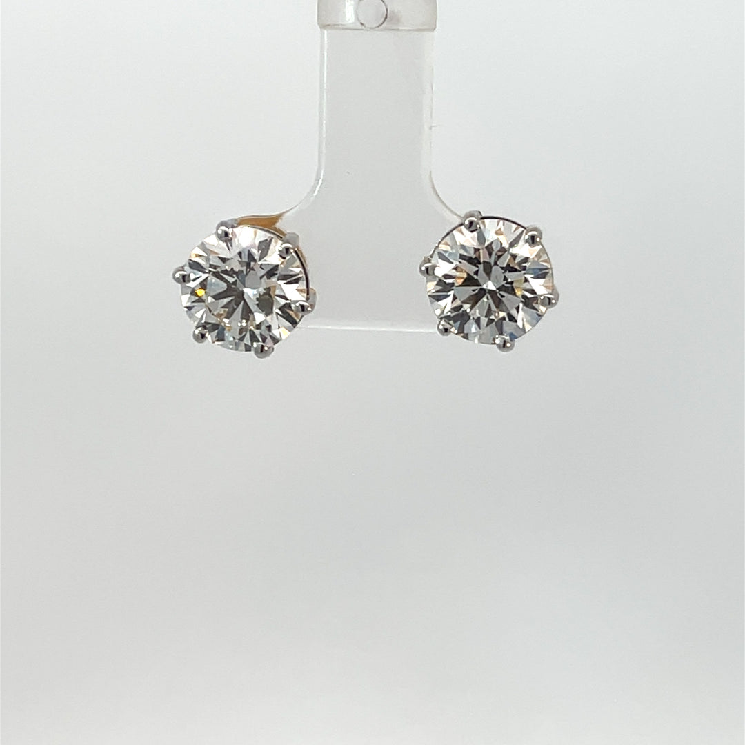 Solitaire Earring