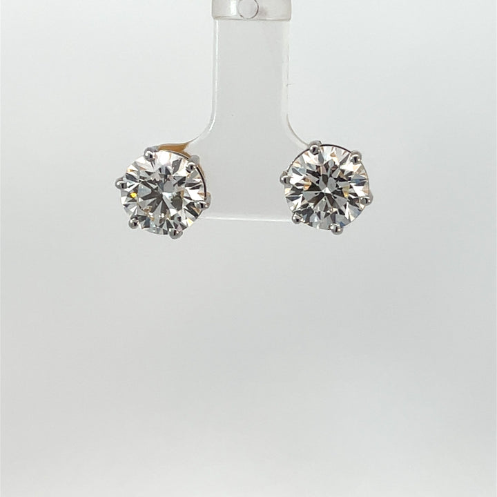Solitaire Earring