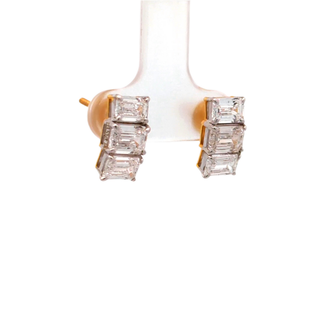 DIAMOND EARRING