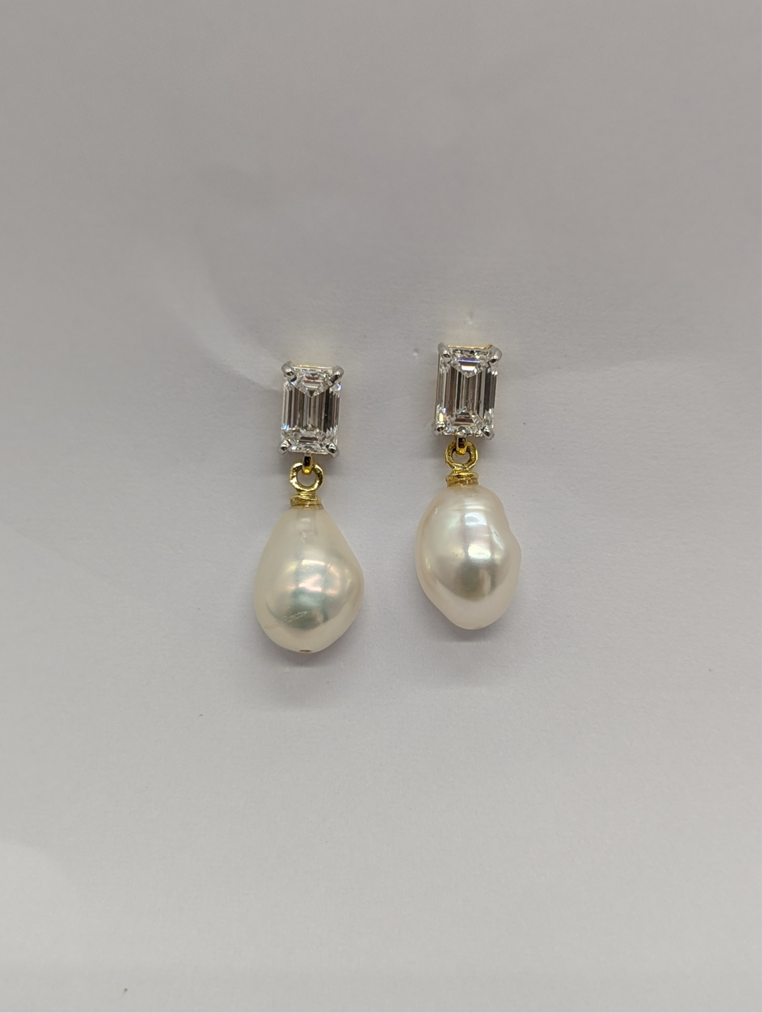 DIAMOND EARRING