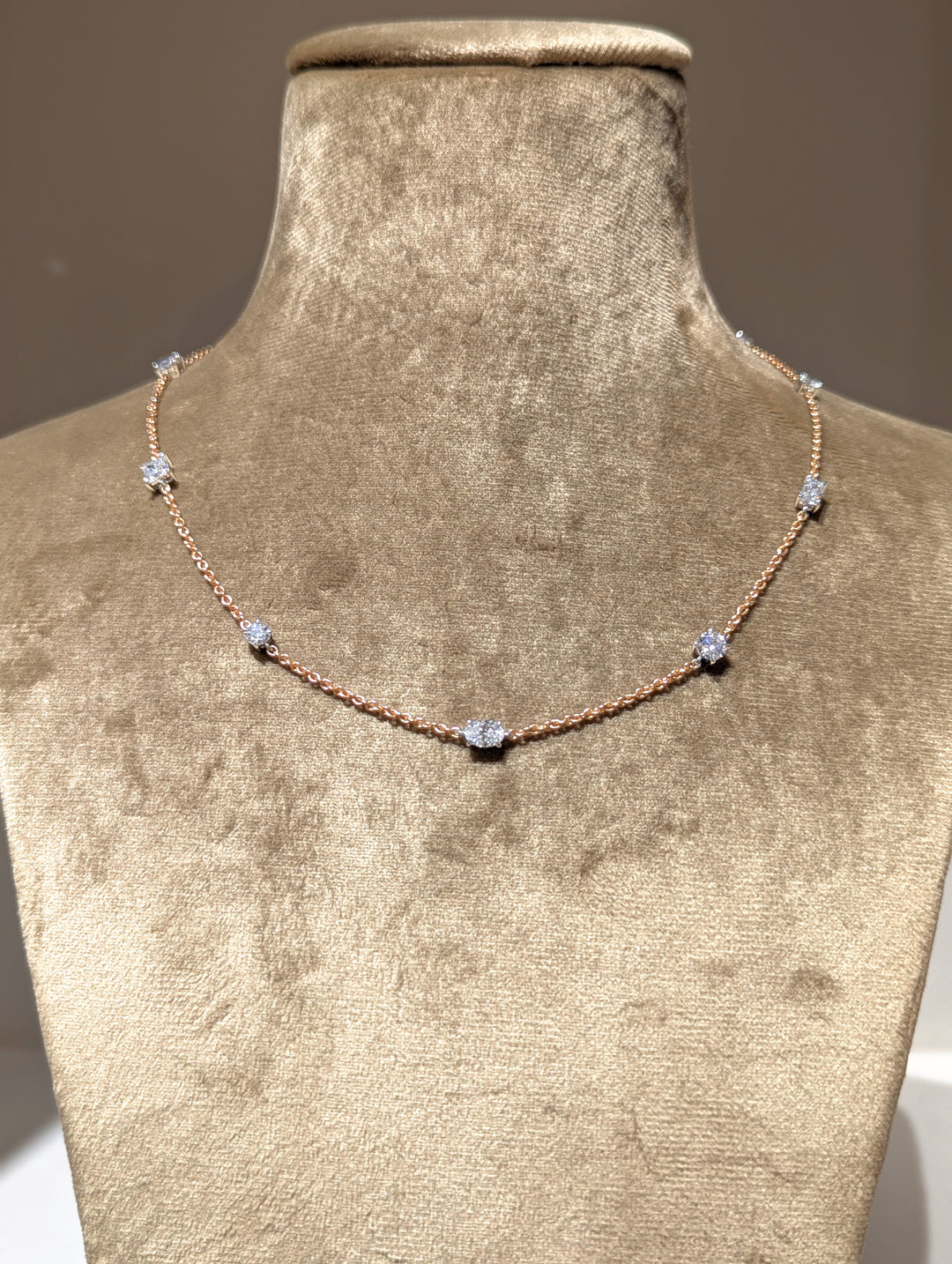 DIAMOND NECKLACE