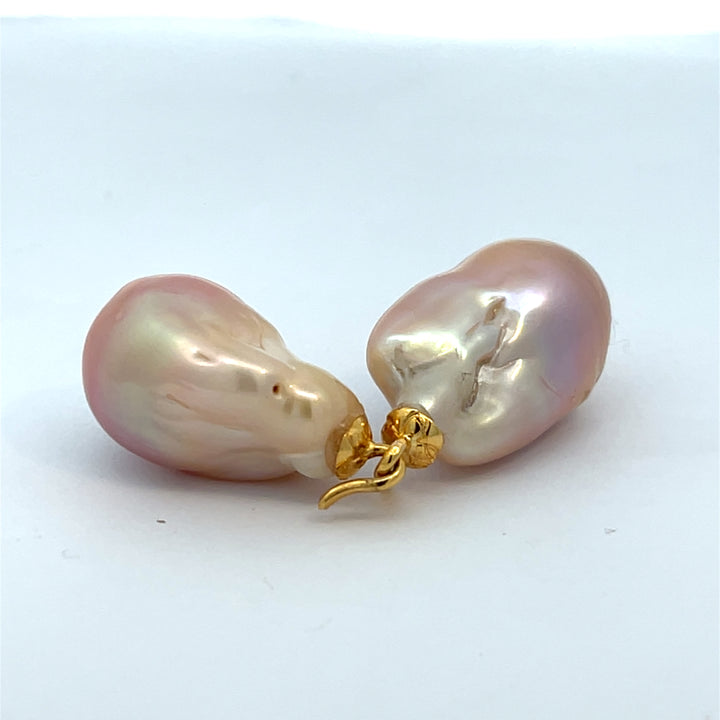 Pearl Earring