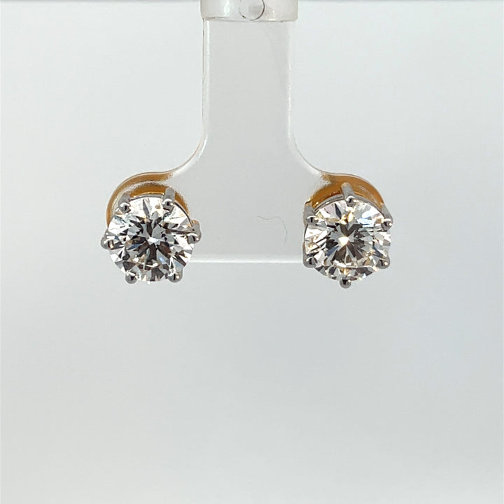 Solitaire Earring