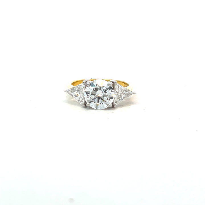 Kama Lumiere Ring