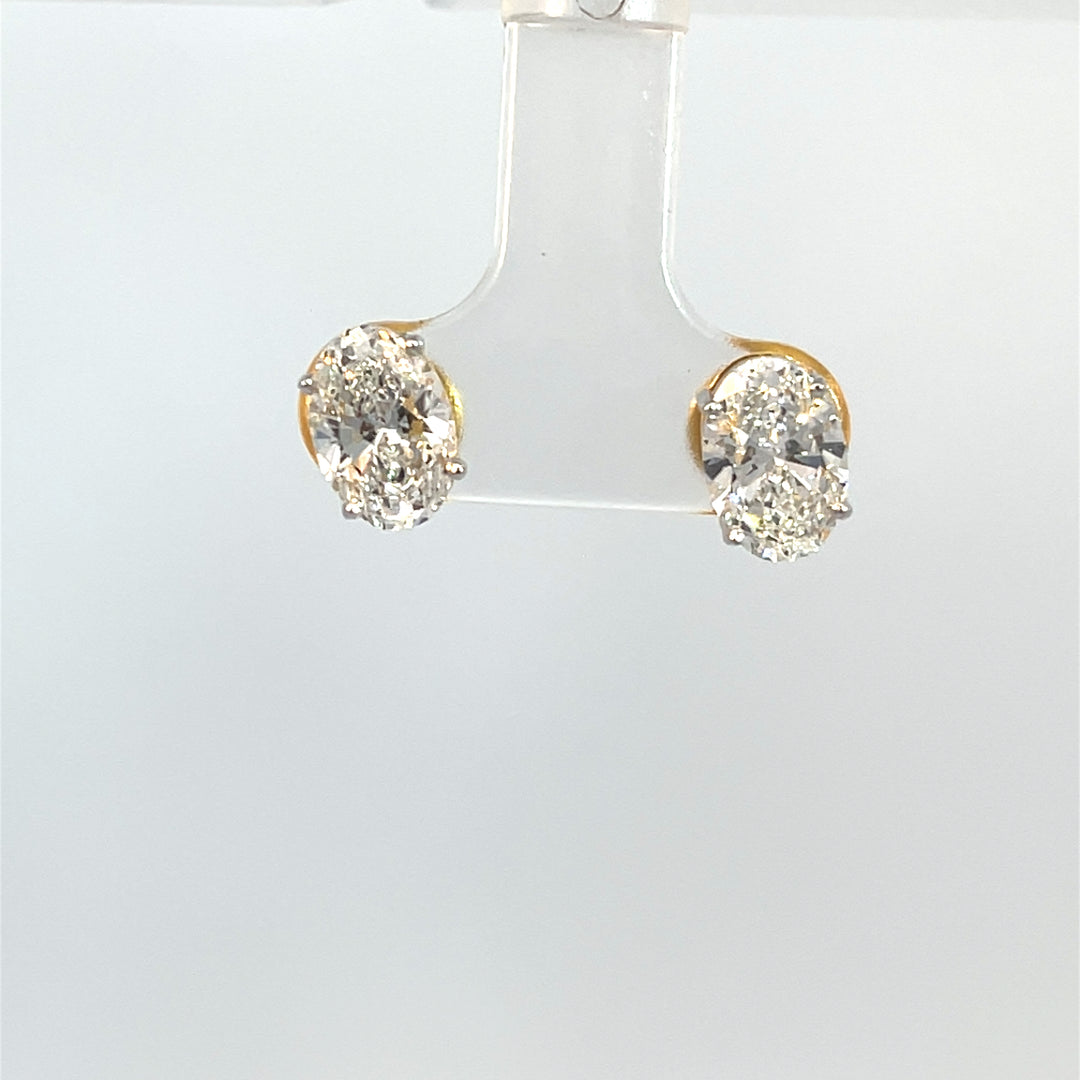 Solitaire Earring