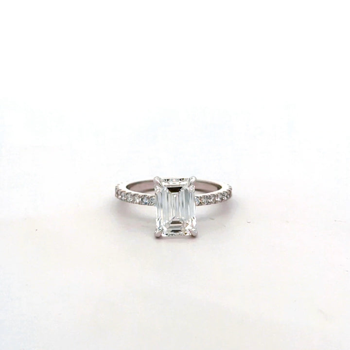 Kama Lumiere Ring