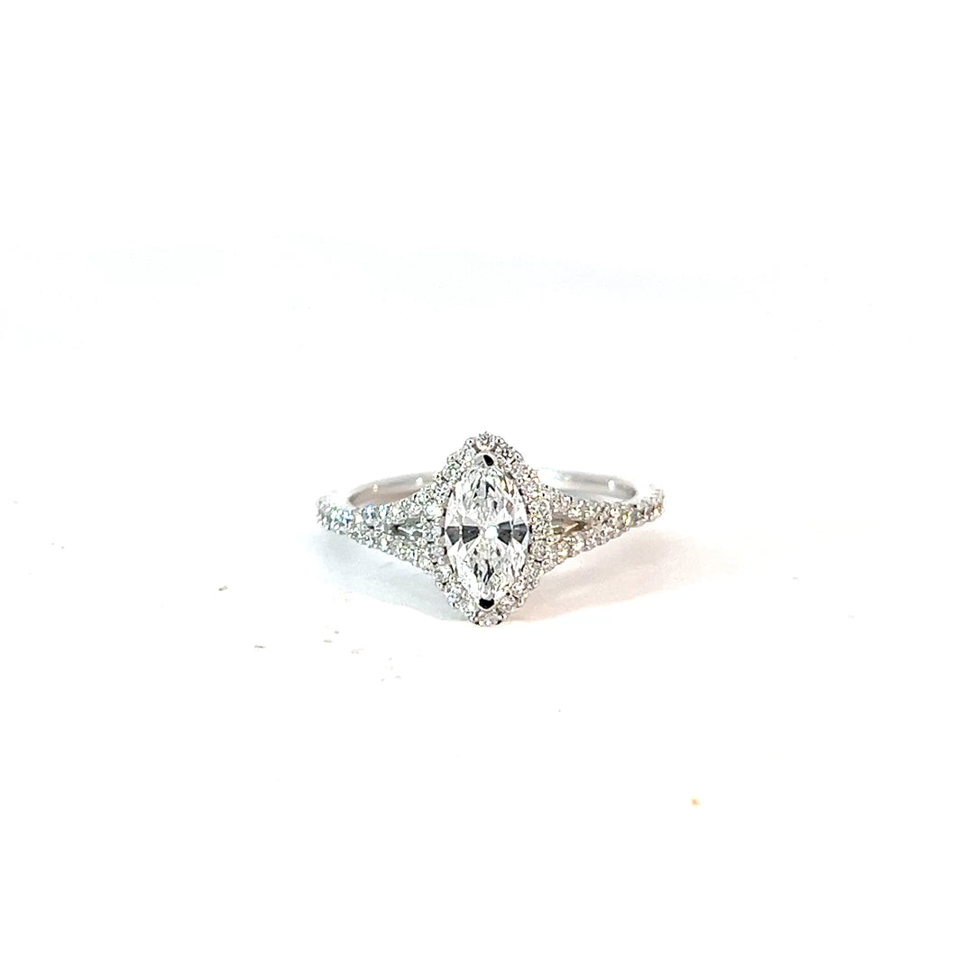 Kama Lumiere Ring