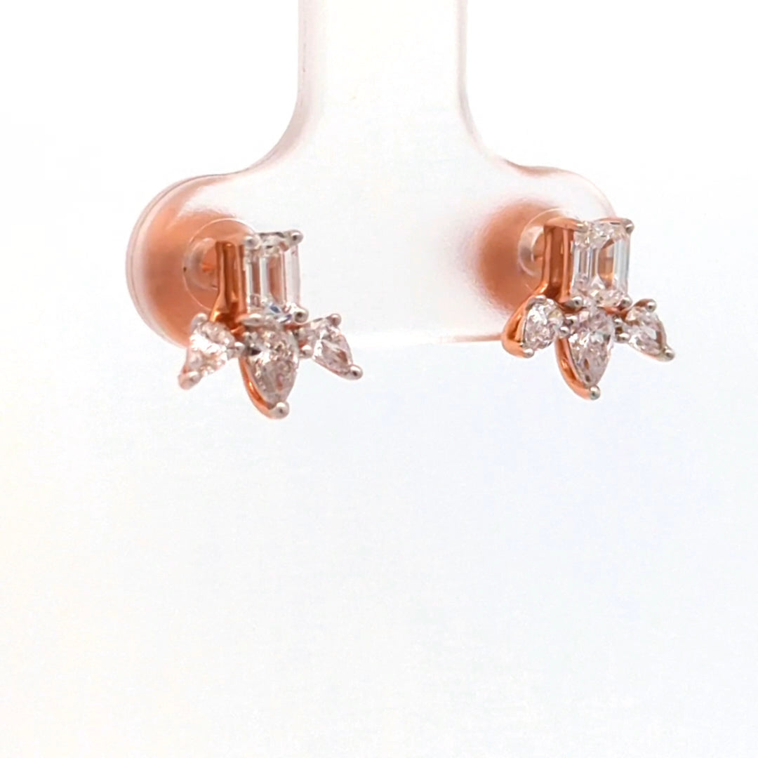 DIAMOND EARRING