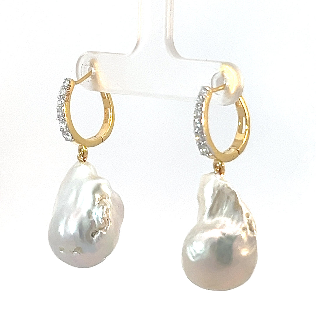 Pearl Earring