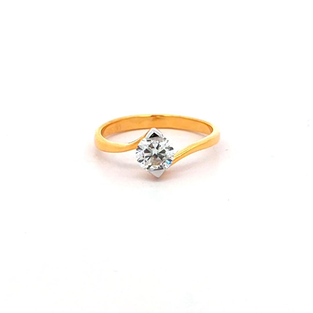 DIAMOND RING