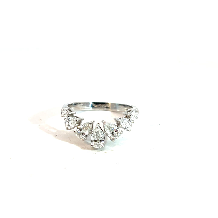 Kama Lumiere Ring