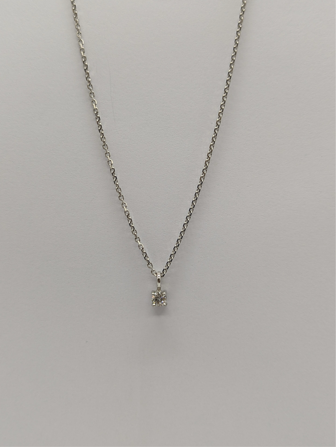 DIAMOND NECKLACE