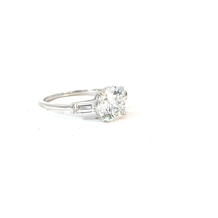 Kama Lumiere Ring
