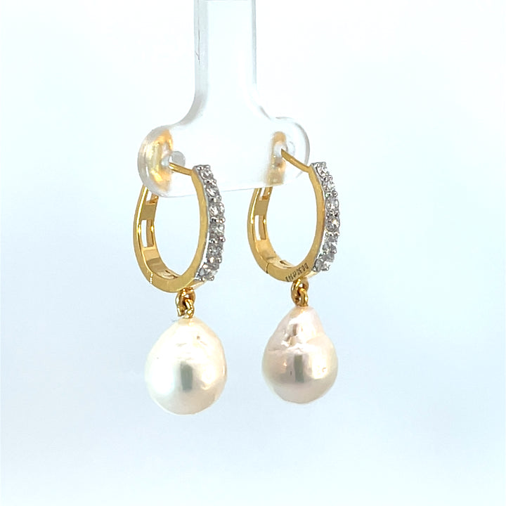 Pearl Earring