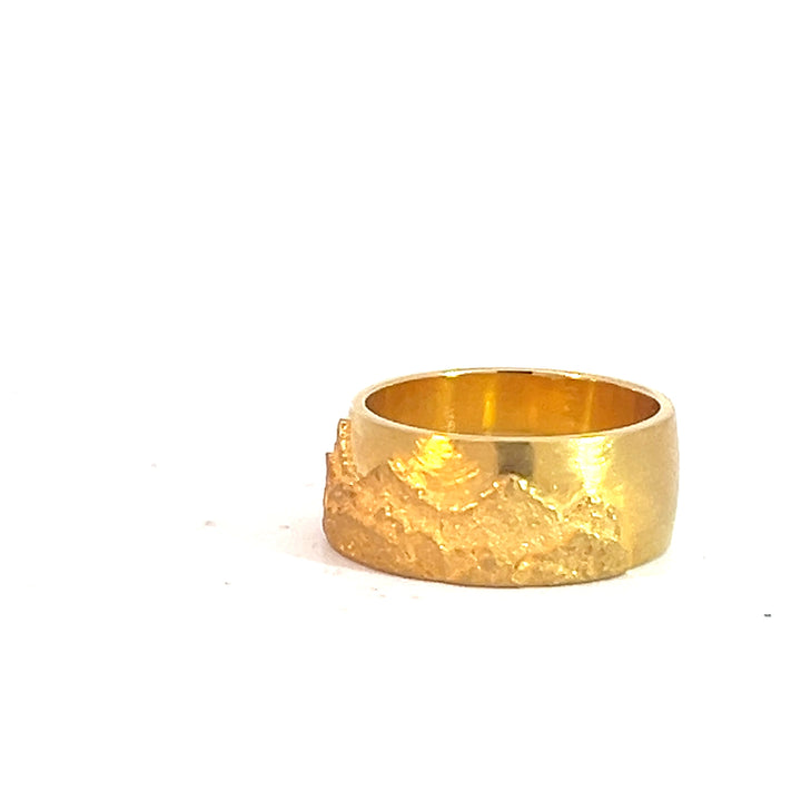 DIAMOND RING