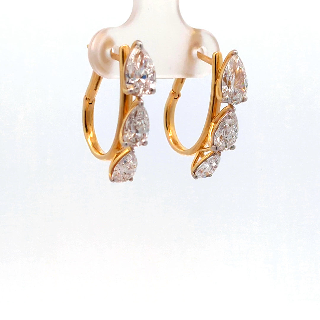 DIAMOND EARRING