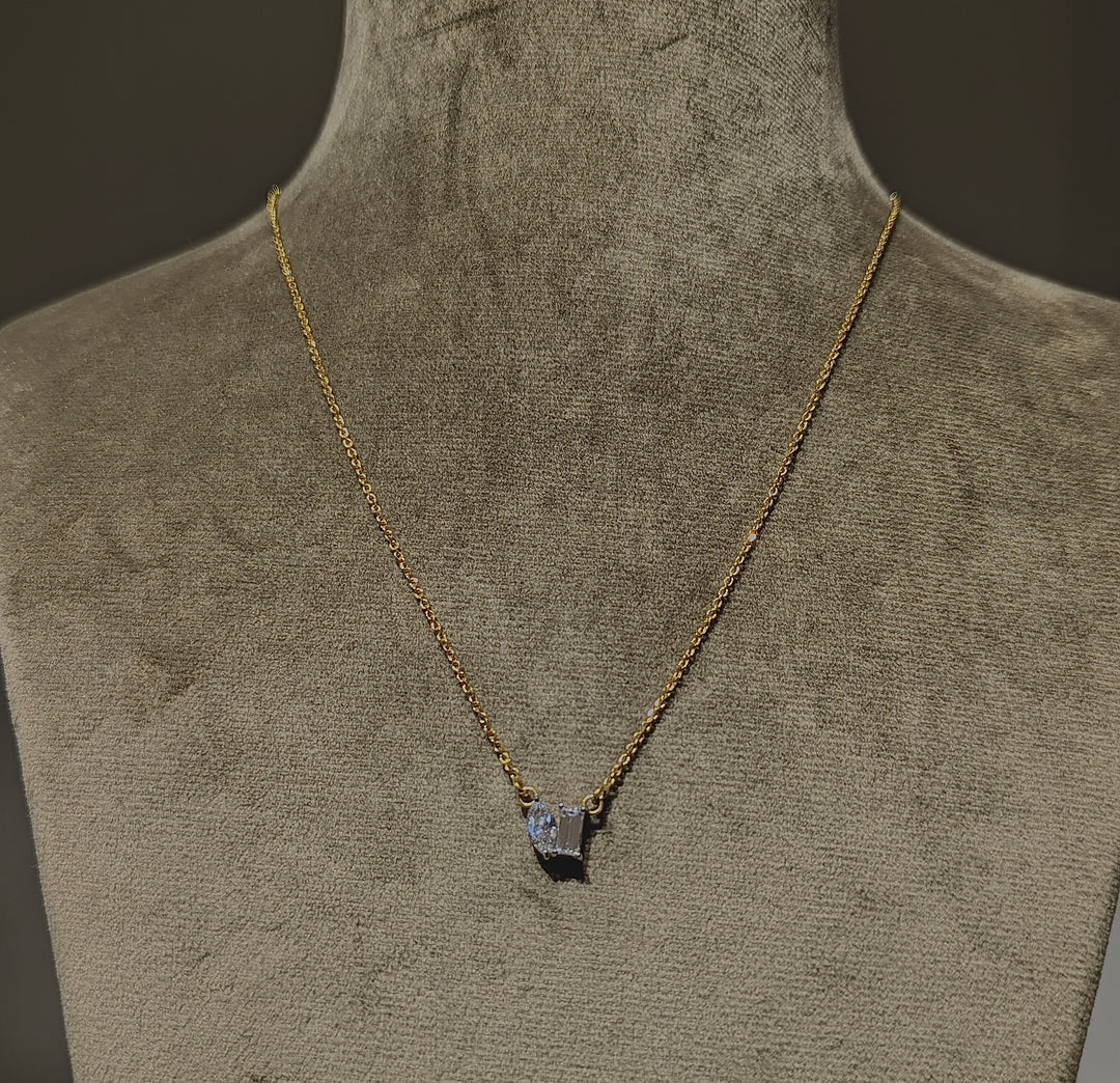 DIAMOND NECKLACE