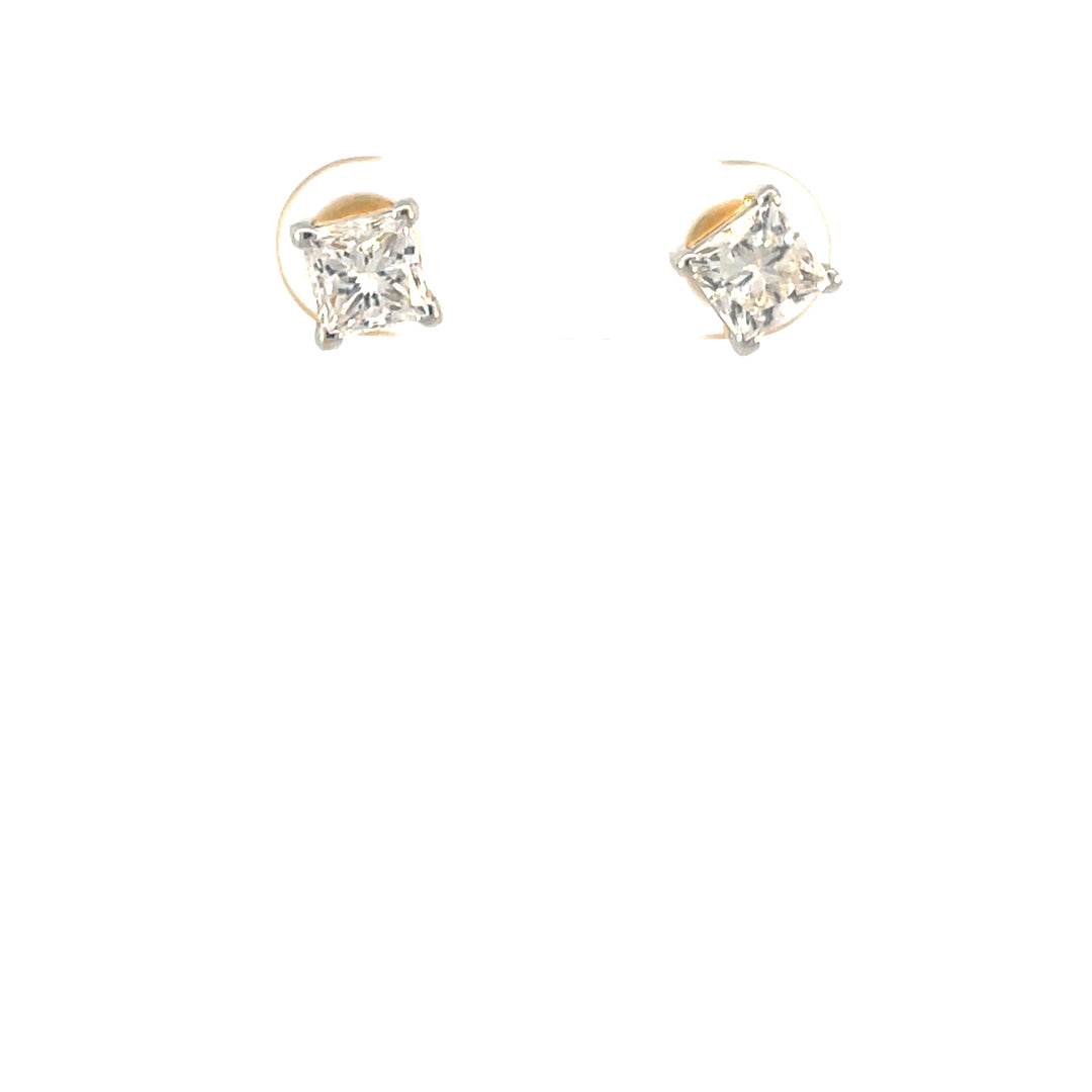 DIAMOND EARRING