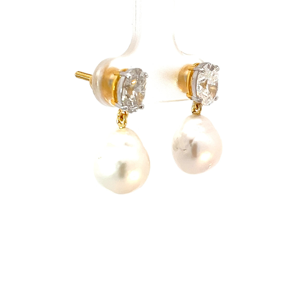 DIAMOND EARRING