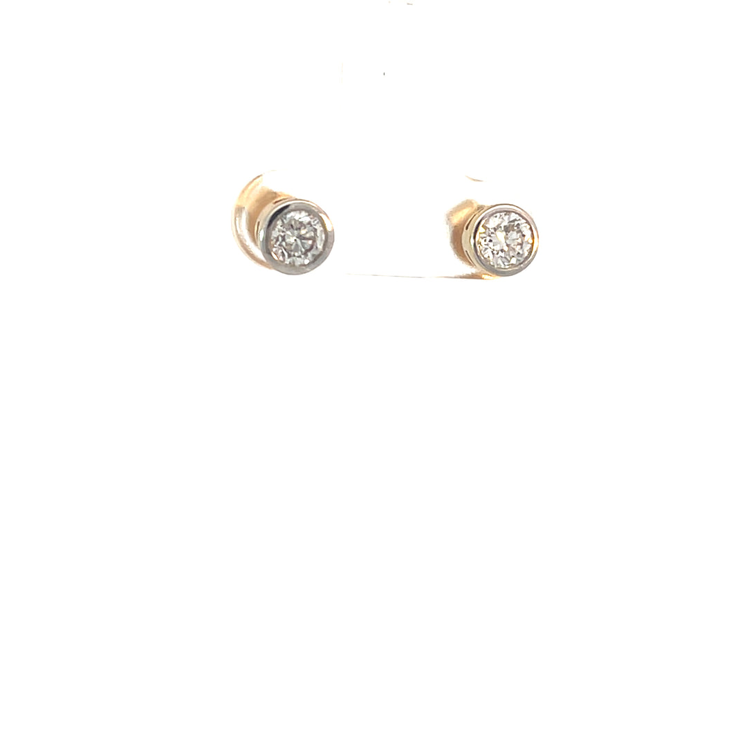 DIAMOND EARRING