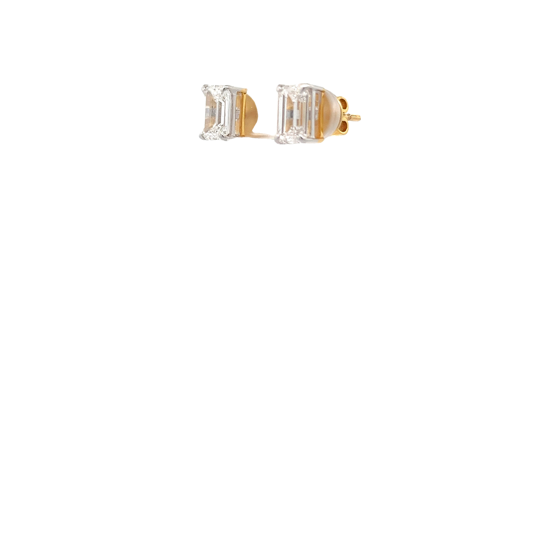 DIAMOND EARRING