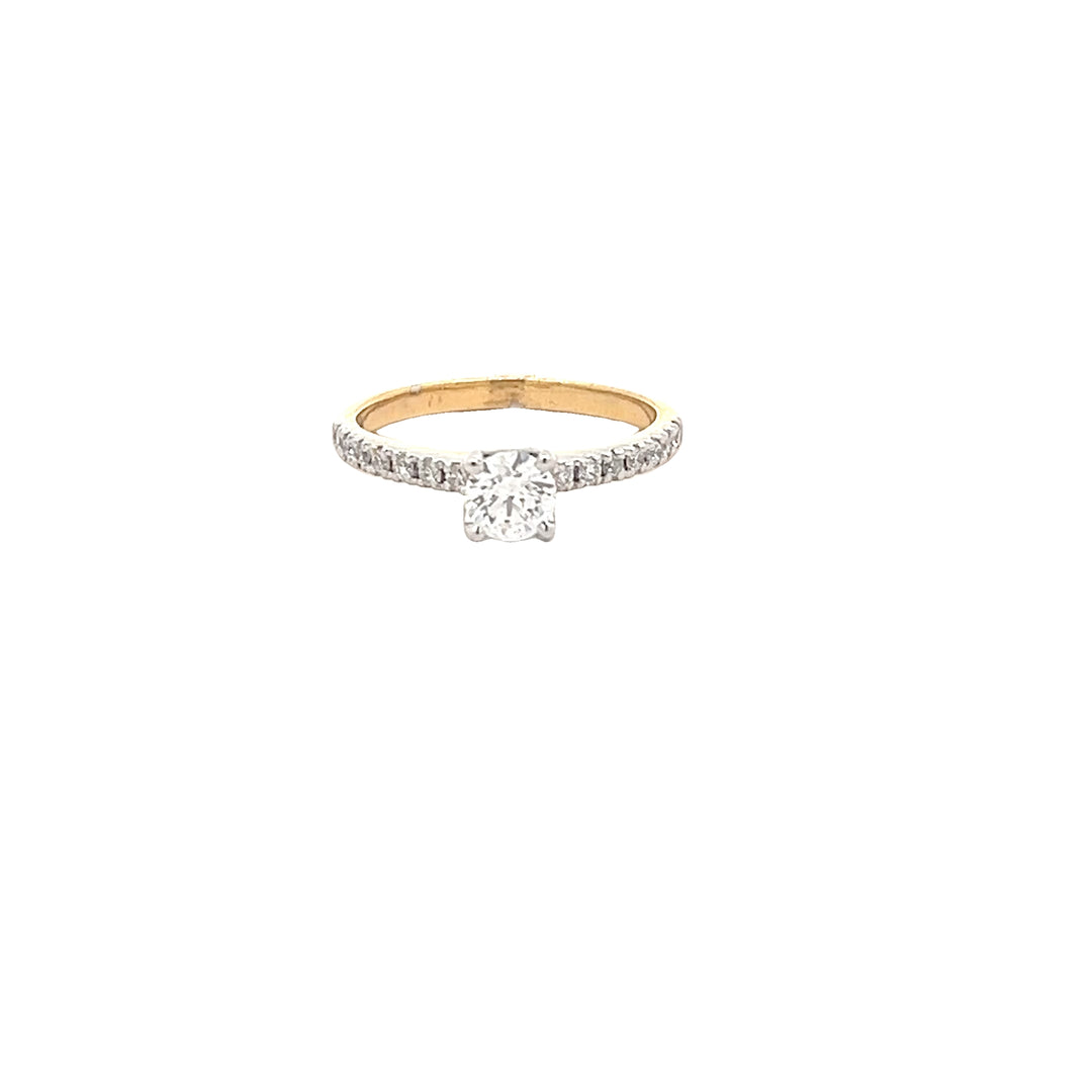 DIAMOND RING