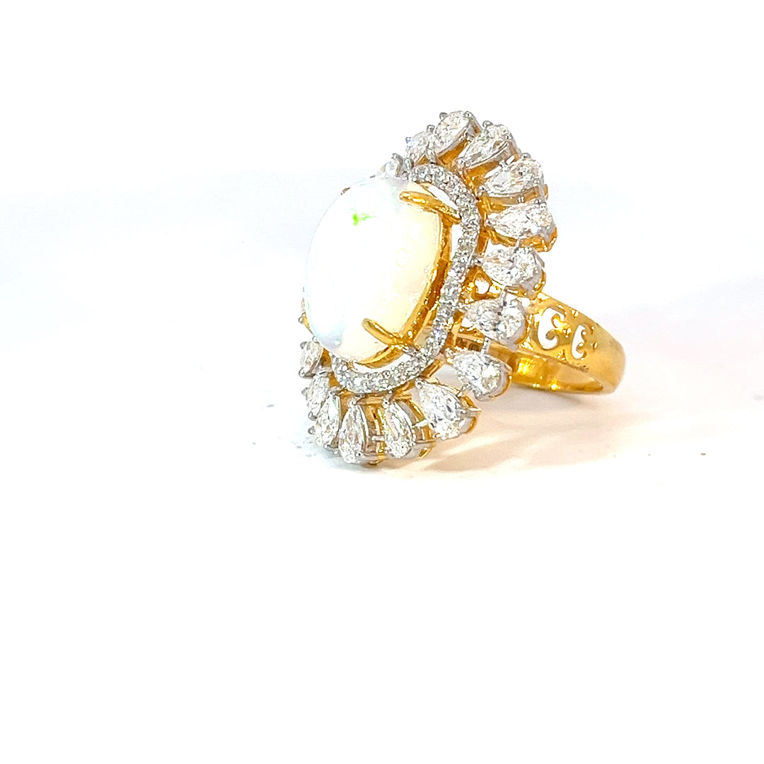 DIAMOND RING