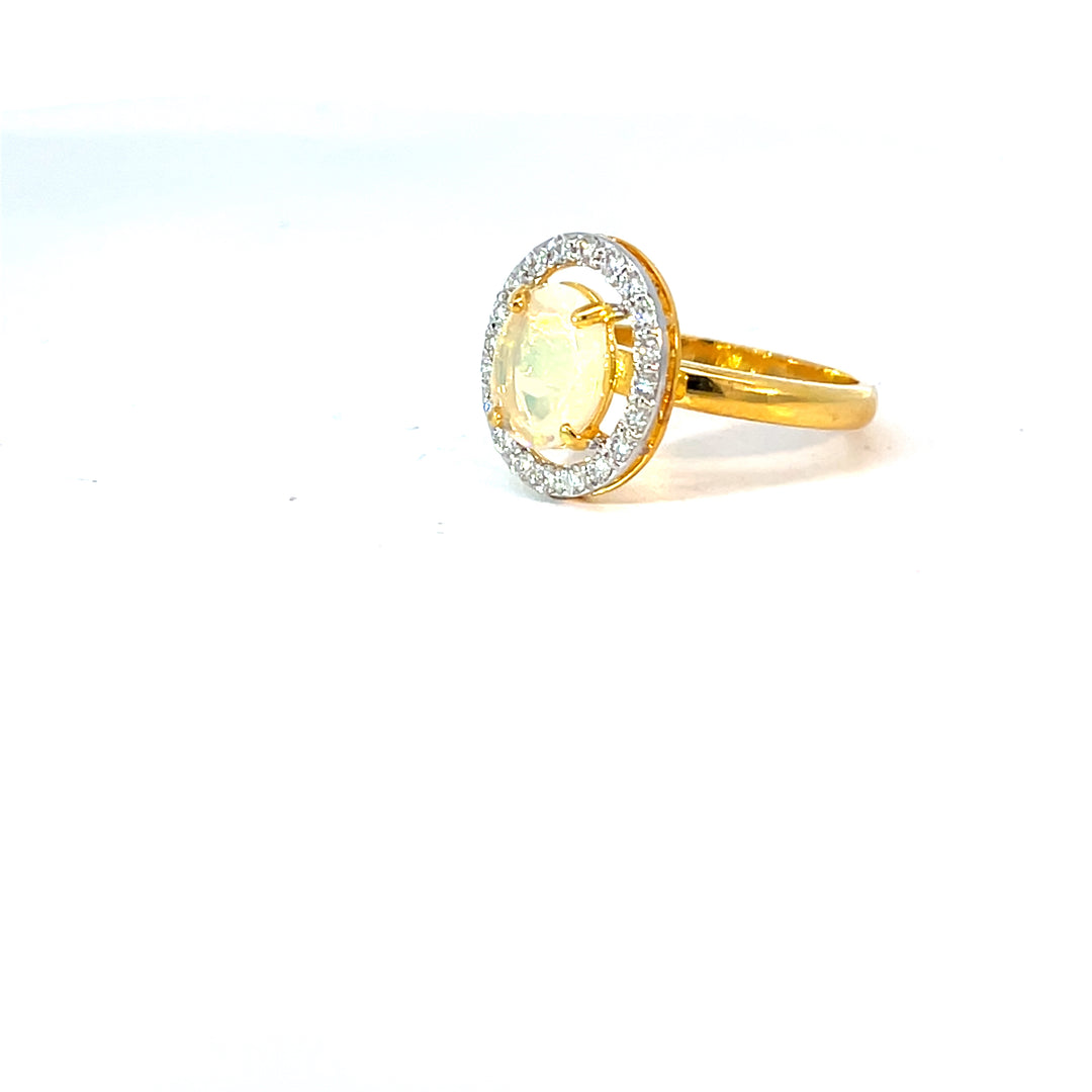 DIAMOND RING
