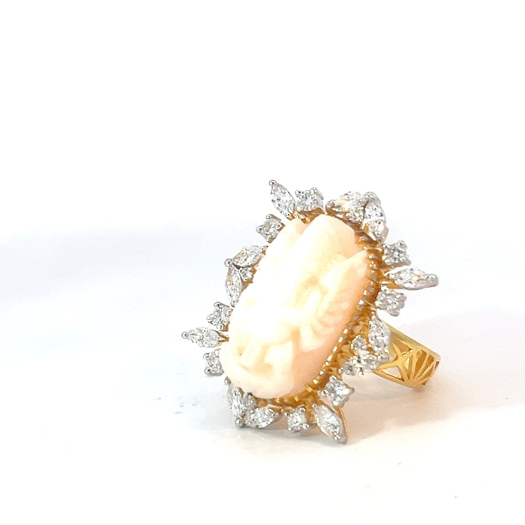 DIAMOND RING