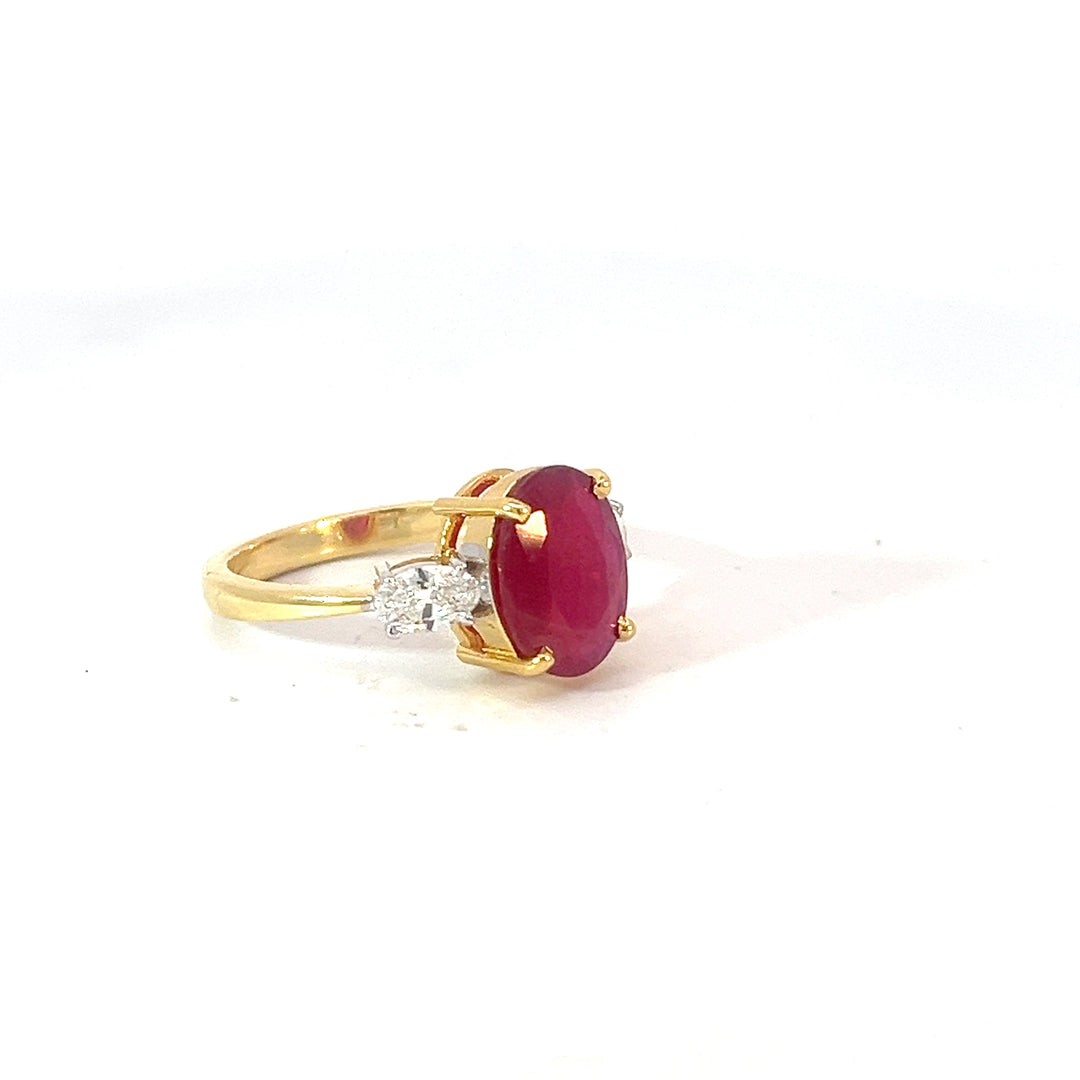 DIAMOND RING