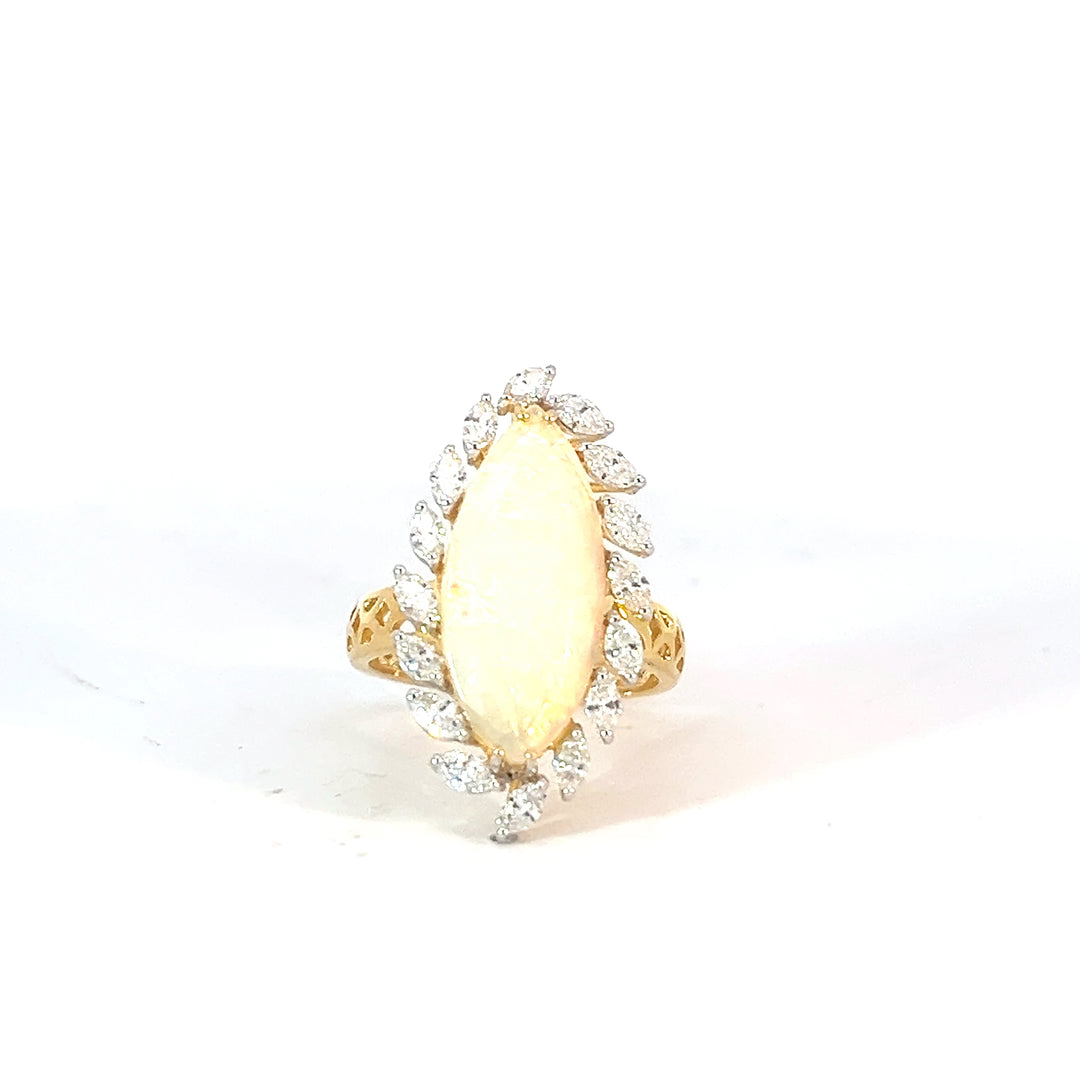 DIAMOND RING