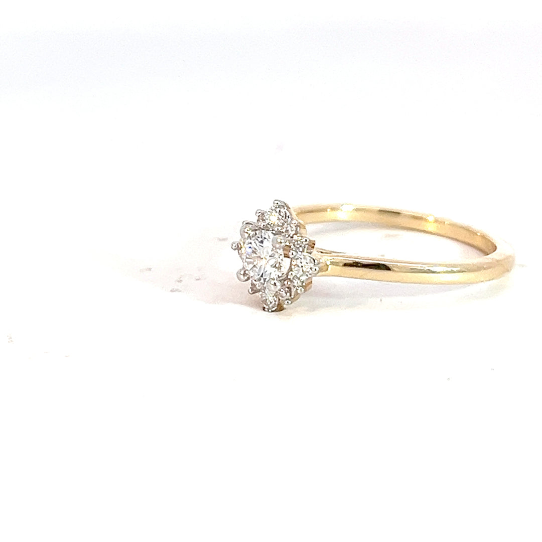 DIAMOND RING