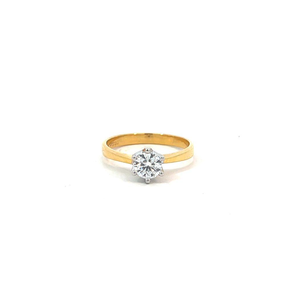 DIAMOND RING