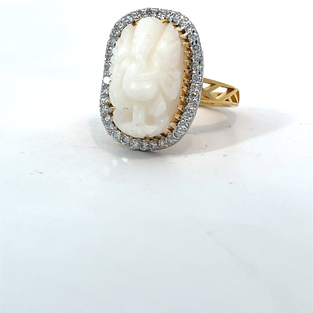 DIAMOND RING