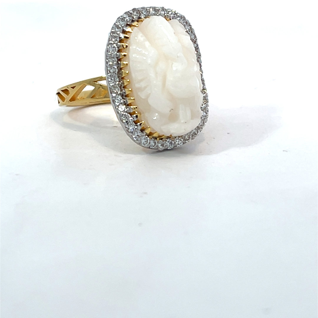 DIAMOND RING