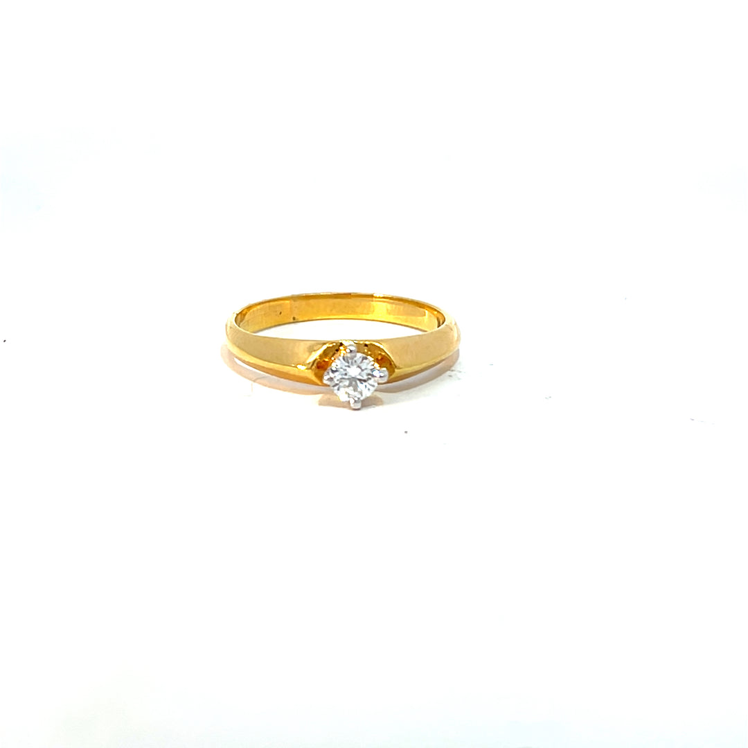 DIAMOND RING