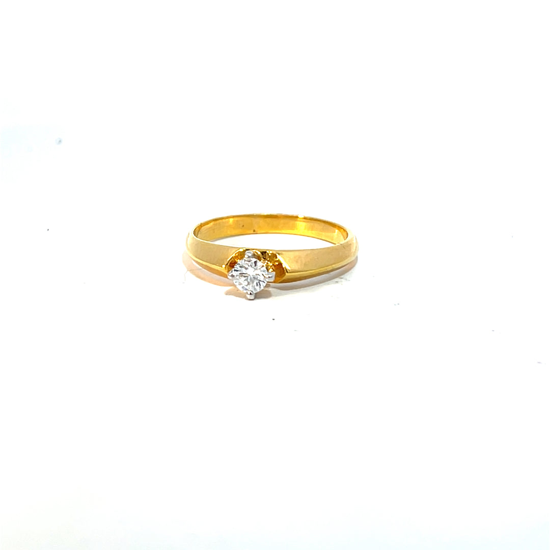 DIAMOND RING