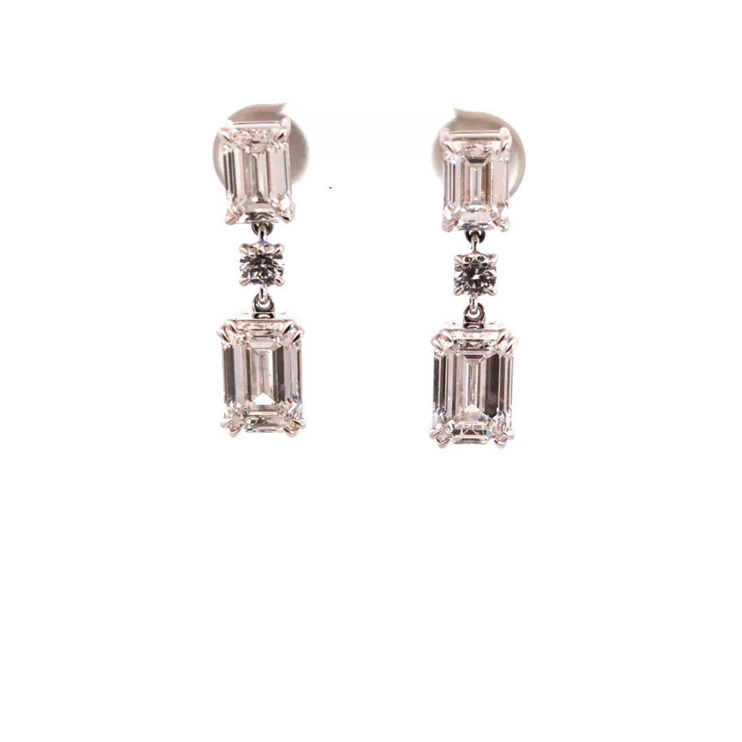 DIAMOND EARRING