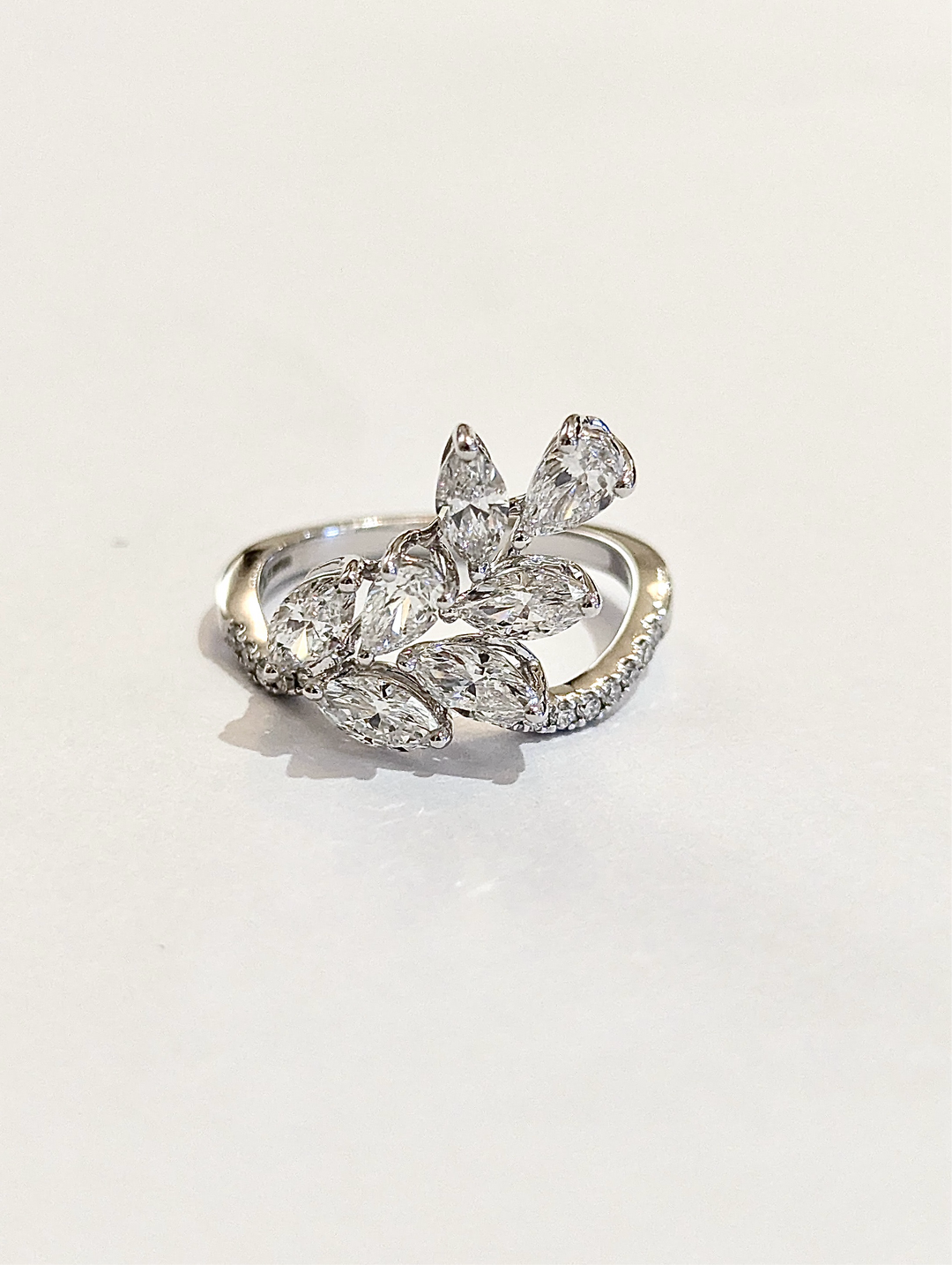 DIAMOND RING