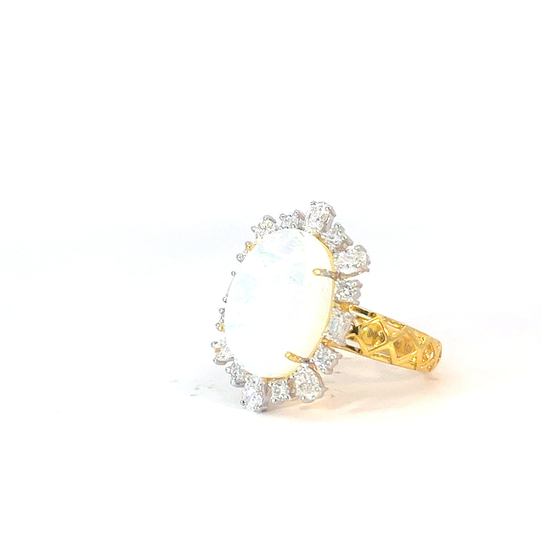 DIAMOND RING
