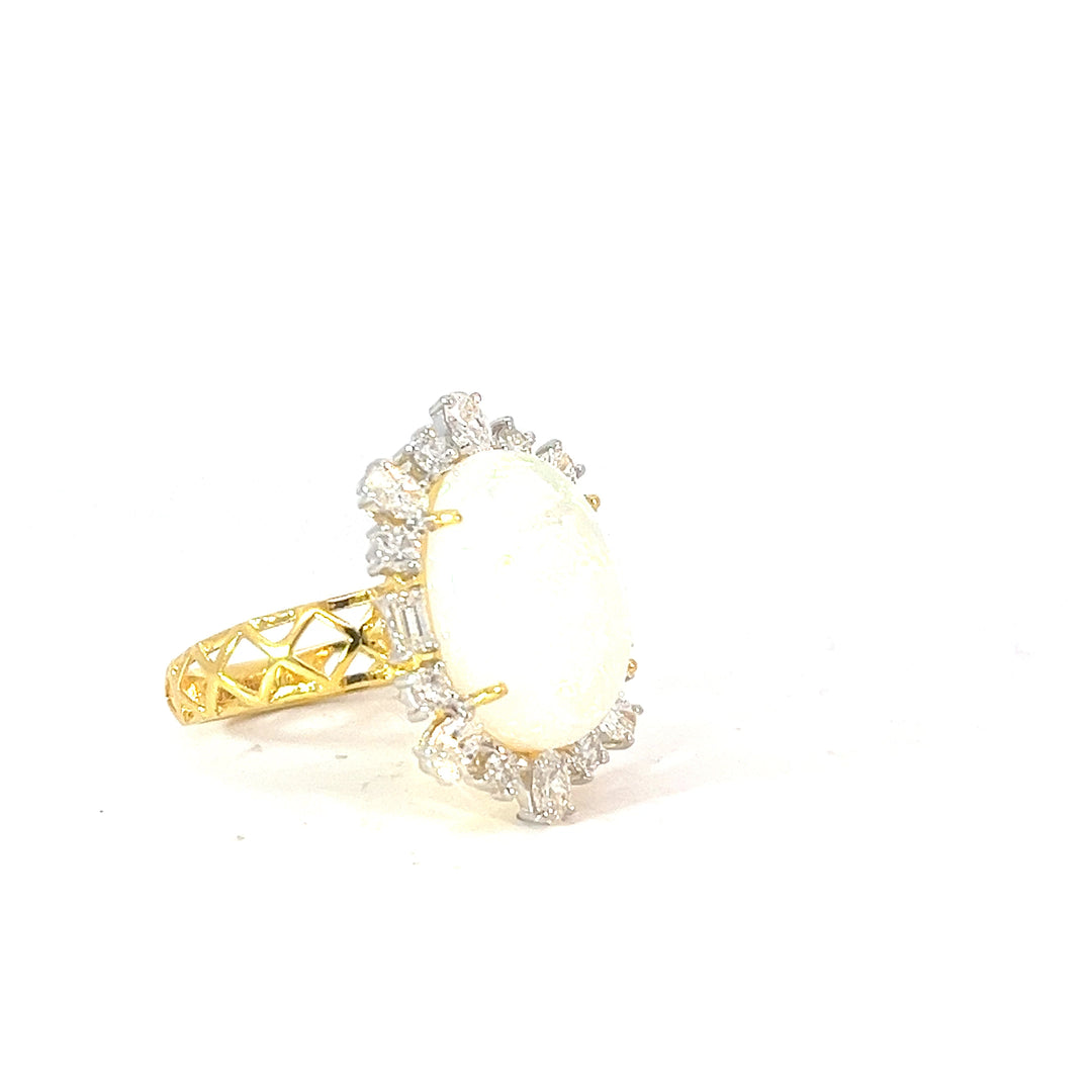DIAMOND RING