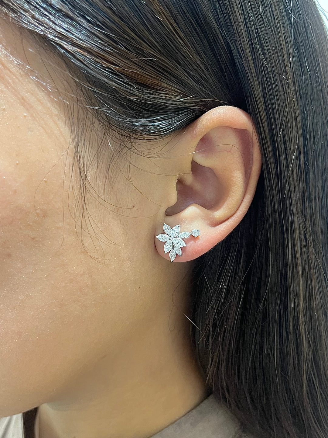 DIAMOND EARRING