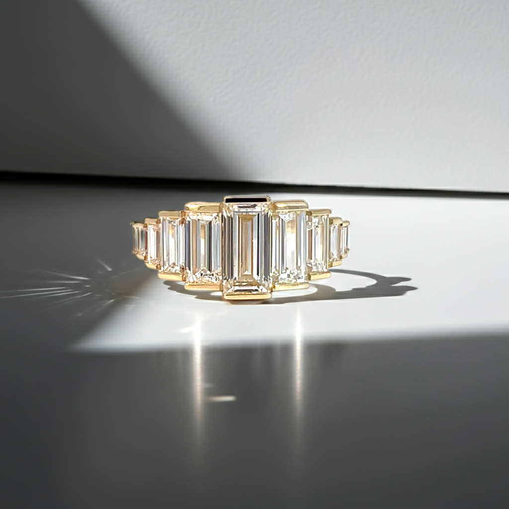 Kama Lumiere Ring