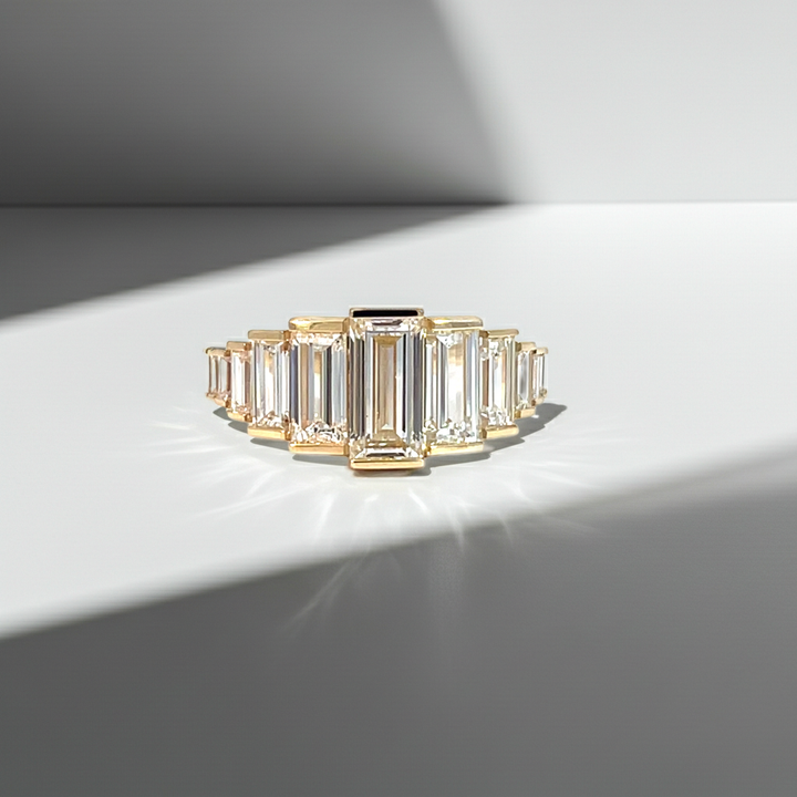 Kama Lumiere Ring