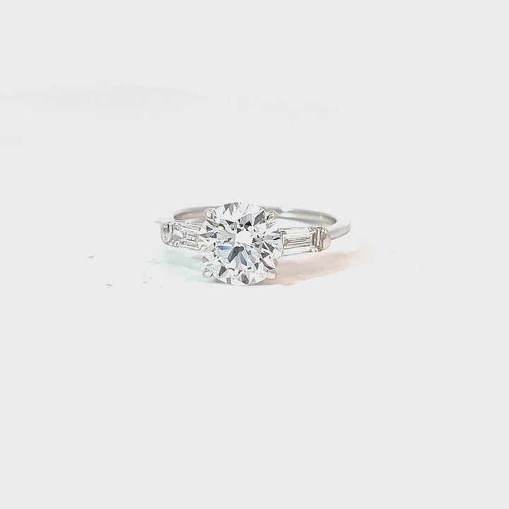 Kama Lumiere Ring